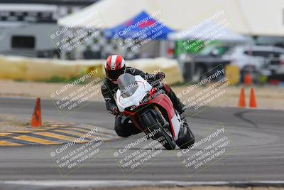 media/Jan-15-2023-SoCal Trackdays (Sun) [[c1237a034a]]/Turn 2 Set 2 (1155am)/